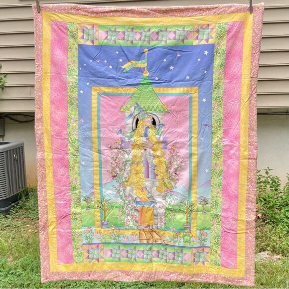 PRINCESS Castle Baby Tummy Time Quilt Rapunzel Handmade 47 x 37 inches - Picture 2 of 16